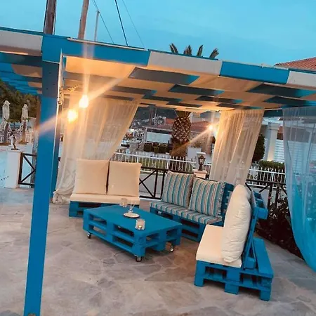 Kastalia And Apart Otel