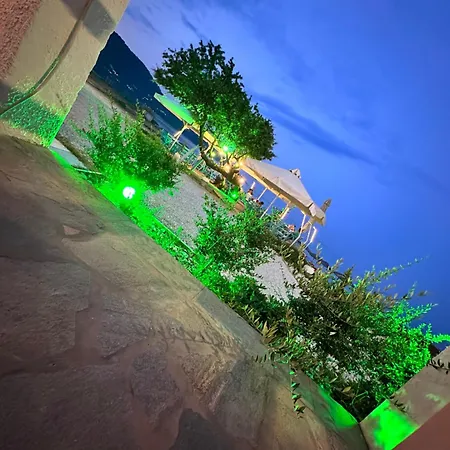 Apart Otel Kastalia And